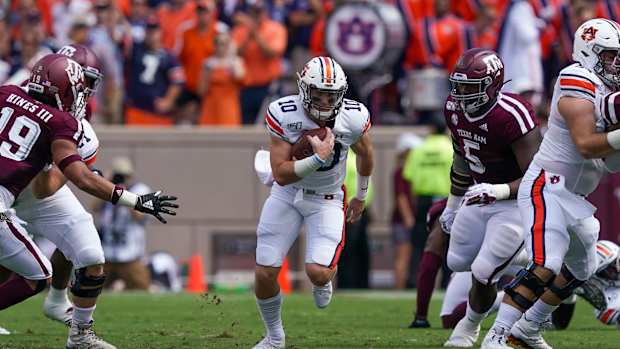 bo_nix_auburn_texas_am.jpg